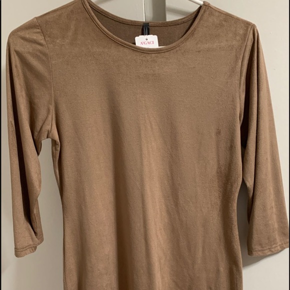 Dress - Picture 1 of 3